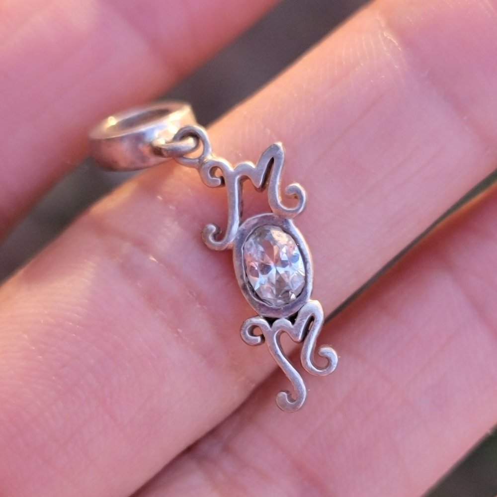 Kay Jewelers 925 sterling silver MOM bracelet charm